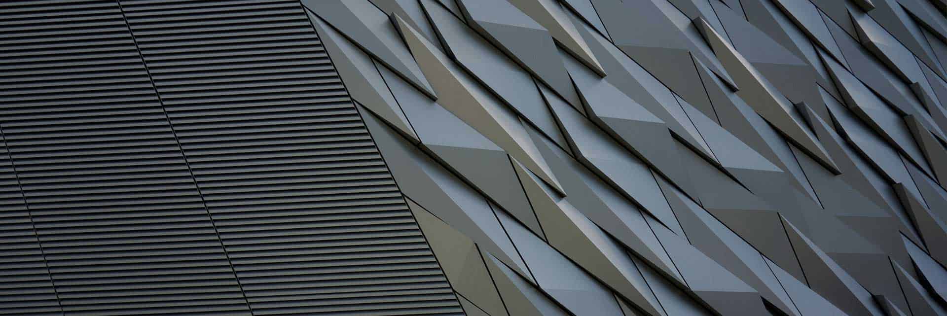 geometric triangle pattern wil horizontal lines
